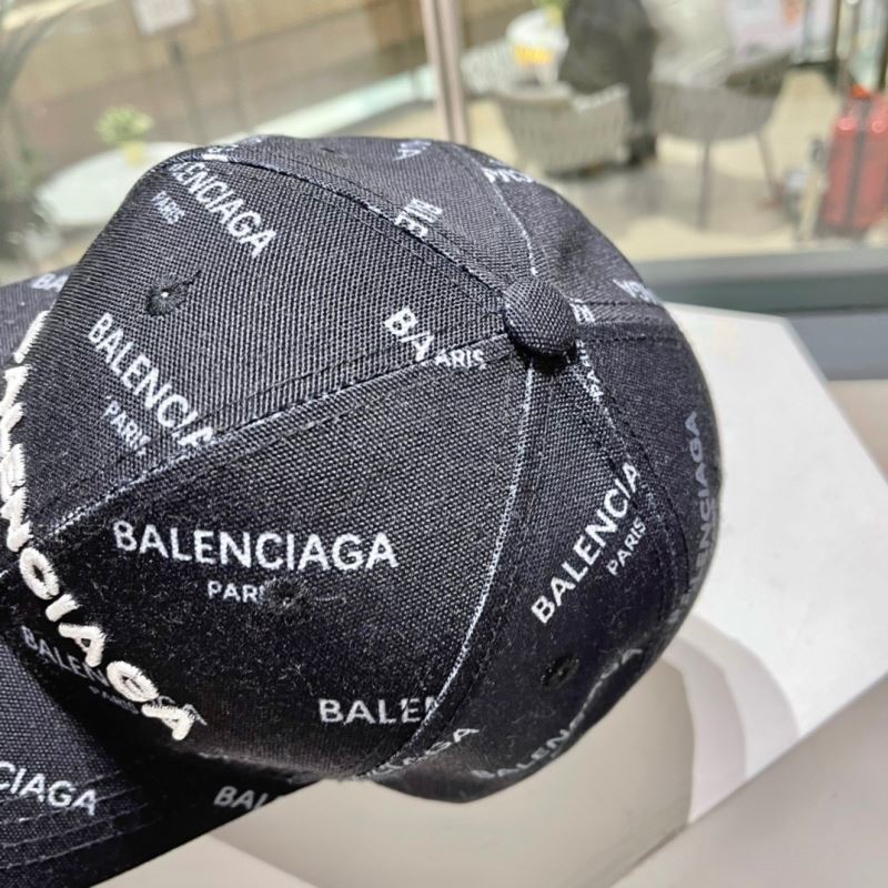 BALENCIAGA